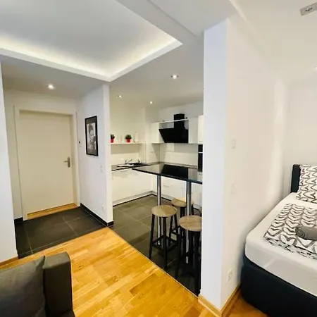 Exclusive Perfect - Perfect Location In *