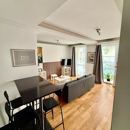 Daire Exclusive Perfect - Perfect Location In No2