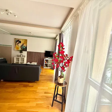 Daire Exclusive Perfect - Perfect Location In No2 *