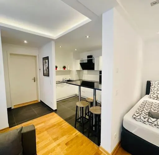 Exclusive Perfect - Perfect Location In No2 *